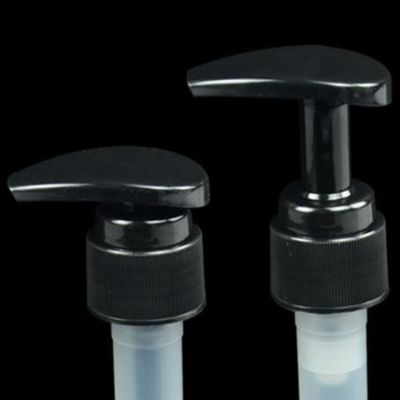 Leakproof PP Ribbed Airless Cosmetic Lotion Pump 2.5CC Output With Outer Spring